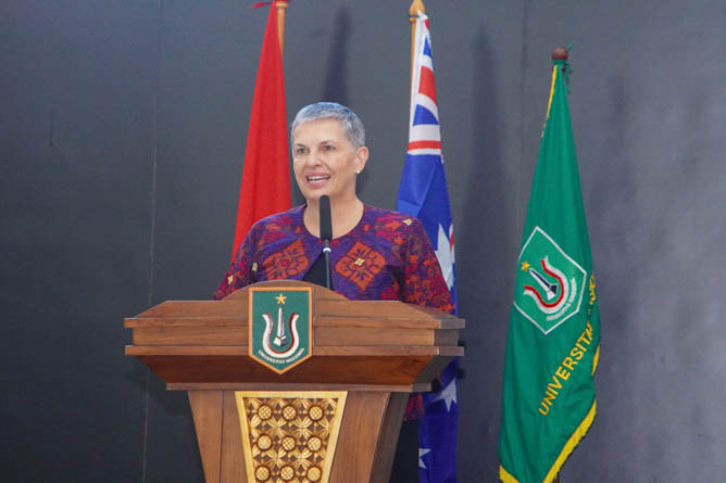 Center for Australian Studies UNAS Gelar Program #AUSSIEBANGET University Roadshow